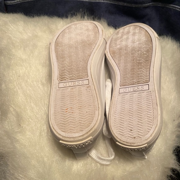 Guess sneakers  in good condition - Picture 3 of 6